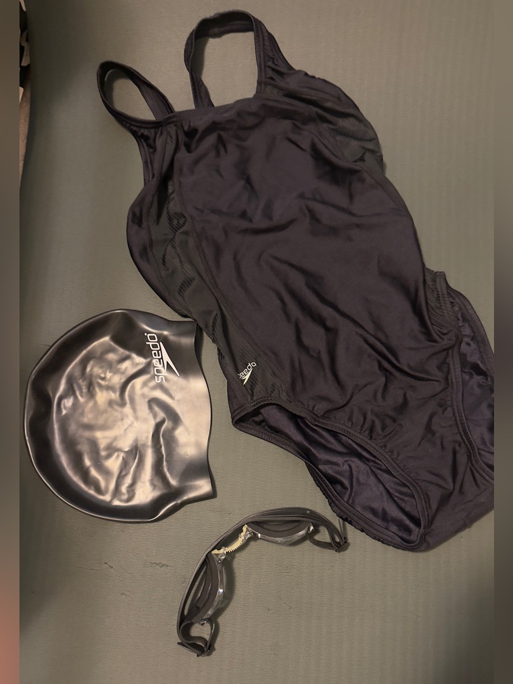 Speedo Black Women's One-Piece Training Swimsuit with Cap & Goggles
